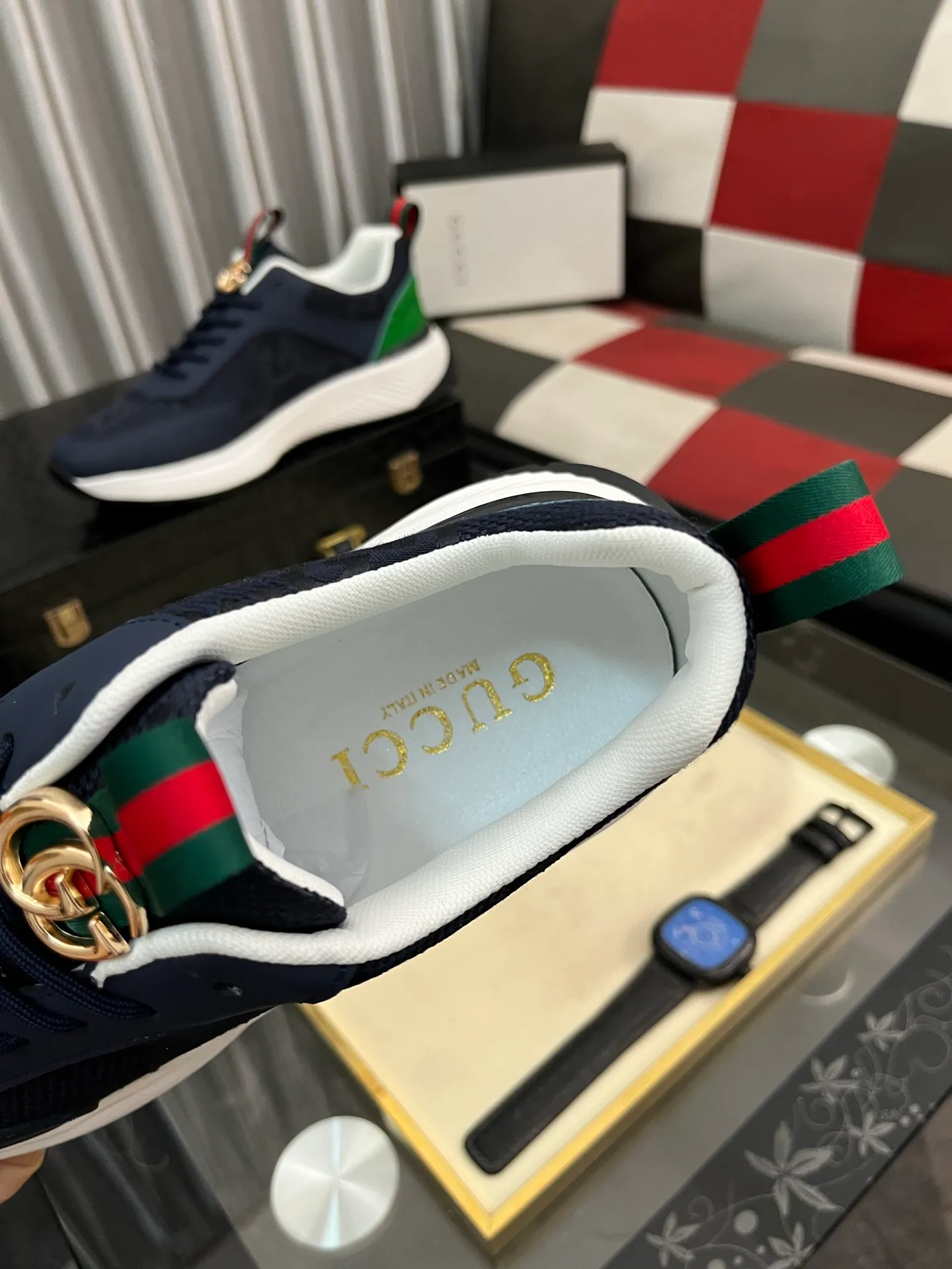 Men's Men's Shoes 💰458⌚️⌚️【GUCCI】Gucci men's latest white shoe series casual shoes! The official website is built 1:1. Upper: Made of imported cowhide, with electric embroidery ➕Inner lining: Made of high-quality first-layer pigskin, soft and comfortable. Picky material selection and exquisite workmanship give you the best enjoyment. Size: 38-443️⃣Colors available